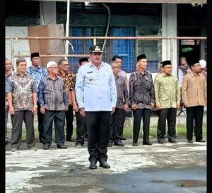 Alta Zaini Tampil Gagah Sebagai Komandan Dalam Apel Dan Deklarasi Komitmen Bersama Pilchiksung Damai Kecamatan Kuta Alam