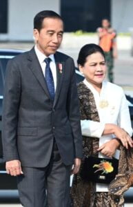 Presiden Joko Widodo Bersama Ibu Negara Lawatan Ke Luar Negeri