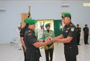 Tradisi Satuan Rindam Ikandar Muda Penyerahan Jabatan dan Pelepasan Anggota Pindah Satuan.