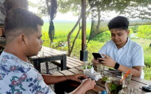 Nikmatnya Ngopi ditemani Pemandangan Sawah Terbuka, Wujud Kreativitas Pemuda Membangun UMKM