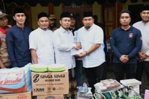 Pj Bupati Aceh Besar Serahkan Bantuan Kepada Dayah Babul Maghfirah