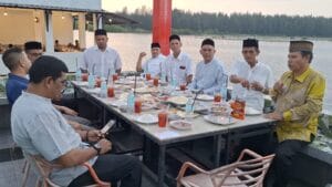 Untuk Merajut Kesatuan Dan Persatuan Forum Keuchik Peukan Bada Laksanakan Buka Puasa Bersama