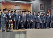 Ketua Panwaslih Kota Banda Aceh Indra Milwady Resmi Melantik Panwaslihcam Kota Banda Aceh