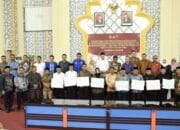 Calon Wali Kota dan Wakil Wali Kota Banda Aceh Menandatangani Perjanjian Menjalankan Butir-Butir MoU Helsinki