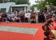 Kedatangan Kirap Api PON XXI Kota Banda Aceh Disambut Tarian Rapa’i Geleng