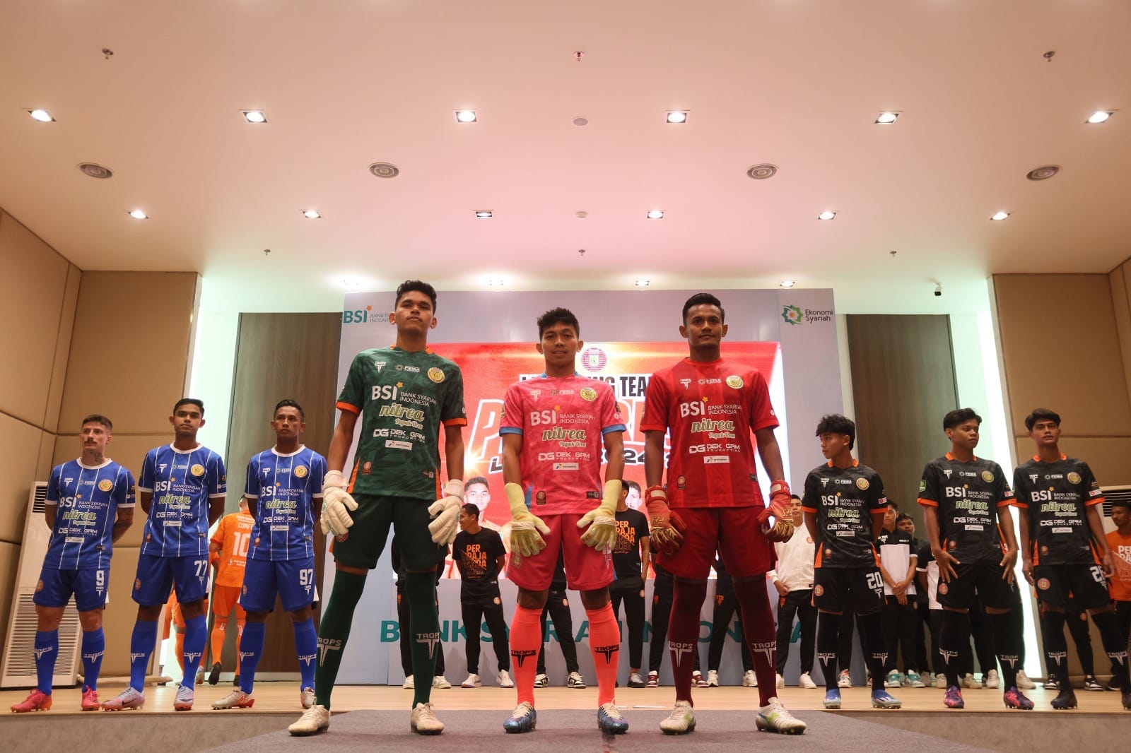 Jersey Baru Persiraja