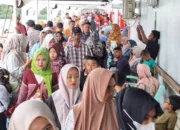 Antusiasme Tinggi: 20 Ribu Orang Kunjungi KM Kelud dalam 13 Hari