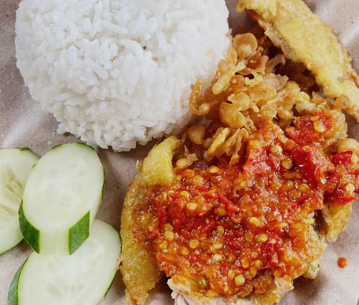 ayam geprek A.N kuliner pedas harga 10 ribu