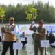 Pj Gubernur Safrizal bersama Kepala BNPB Tanam Mangrove di Kuala Cangkoi
