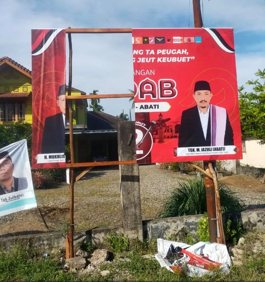 APK Pasangan ADAB dirusak oleh Oknum Tak Dikenal (OTK)