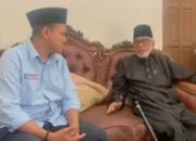 Dek Fadh Silaturahmi ke Kediaman Abu Yus