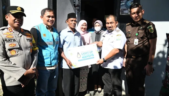 Pj Bupati Apresiasi Penyaluran Listrik Gratis bagi Masyarakat Kurang Mampu