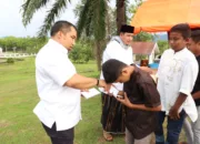 Peringatan Maulid Nabi di Balee Beut Meuligoe, Pj Bupati Aceh Besar Santuni Anak Yatim