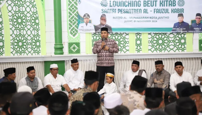 Pj Bupati Muhammad Iswanto Launching Beut Kitab