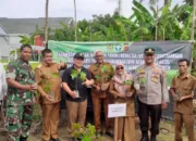 Muspika Kecamatan Kuta Alam Gelar Pembagian Bibit Pohon di Gampong Lampulo