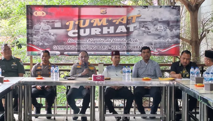 Tampung Aspirasi Masyarakat, Kapolresta Banda Aceh Gelar Jumat Curhat di Kampung Baru