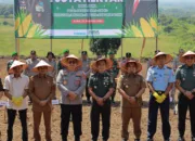 Pj Bupati Iswanto Bersama Kapolda Aceh Tanam Jagung Serentak Nasional