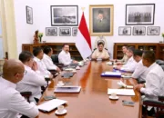 Presiden Prabowo Panggil Jaksa Agung dan Jajaran Jaksa Agung Muda Bahas Korupsi dan Perizinan Ilegal