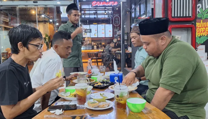 Sensasi Kuliner Ramadan di dkupi Aceh: Sajian Bebek yang Menggugah Selera