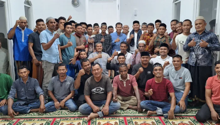 Pimpinan Dan Karyawan PT Wajib Usaha Mix Gelar Buka Puasa Bersama dan Sholat Teraweh Berjamaah