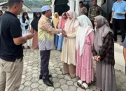 Ketua Komisi V DPRK Aceh Besar Yusran Efendi Santuni Puluhan Anak Yatim