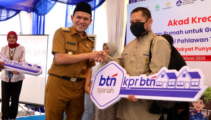 Wakil Gubernur Fadhlullah Hadiri Akad Massal Program Rumah untuk Guru Indonesia di Aceh