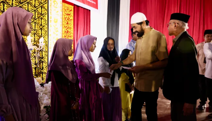 Gubernur Aceh Hadiri Buka Puasa Bersama dan Doa untuk Almarhum Abu Razak