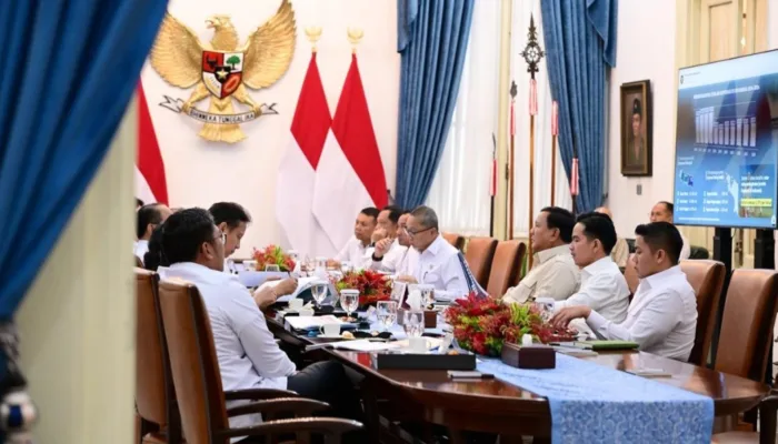Presiden Prabowo Pimpin Ratas Percepatan Koperasi Merah Putih untuk Perkuat Ekonomi Desa