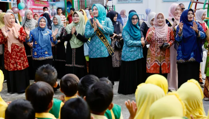Cegah Stunting, Bunda PAUD Aceh Kunjungi Sekolah-Sekolah di Abdya