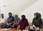 Mualem Takziah ke Rumah Duka Almarhum Ayah Imran Pasee