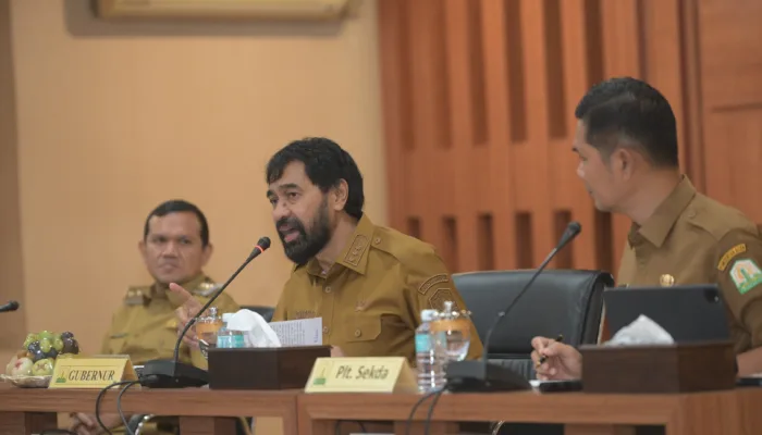 Gubernur Mualem Pimpin Rapim, Dorong Percepatan Realisasi APBA 2025