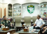 Audiensi dengan Pangdam IM, Ketua Peralatan PB PON PON XXI Aceh–Sumut bicarakan kelanjutan Peralatan Menembak.