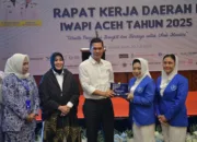 Buka RAKERDA I DPD IWAPI, Plt Sekda: Perempuan Bisa Jadi Tulang Punggung Ekonomi Aceh
