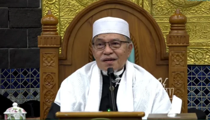 Abu Mudi Isi Kajian Tastafi Di Masjid Raya Baiturrahman ” Keutamaan Bersedekah”