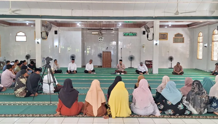 UNIDA Gelar Pengajian Rutin Setiap Jumat