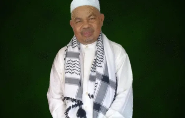 Mualem Tunjuk Abu Paya Pasi Jadi Imam Besar Masjid Raya Baiturrahman
