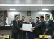 Gubernur dan DPRA Sahkan APBA Perubahan 2025