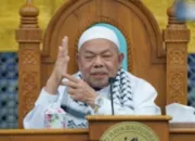 Abu Paya Pasi Isi Pengajian Tastafi di Masjid Raya Banda Aceh