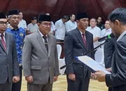 Gubernur Muzakir Manaf Lantik Dedi Yuswadi Sebagai Kadis Disbudpar Aceh