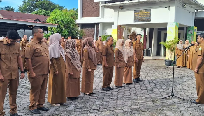 Dedi Yuswadi Pimpin Apel Perdana di Disbudpar Aceh, Ingatkan Pegawai Tak Nongkrong Saat Jam Kerja