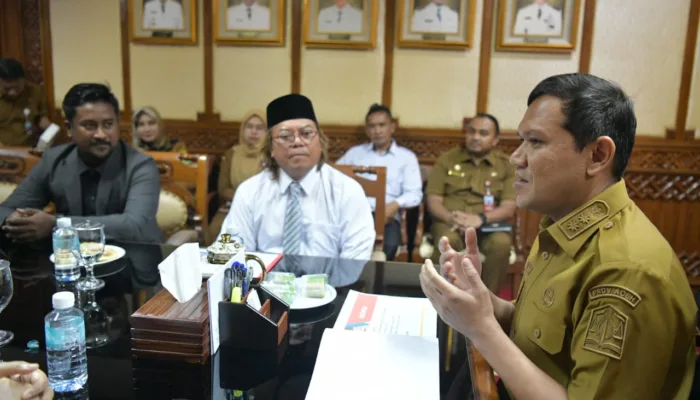 Wagub Fadhlullah Terima Kunjungan DPSMAI Bahas Peluang Investasi Malaysia di Aceh