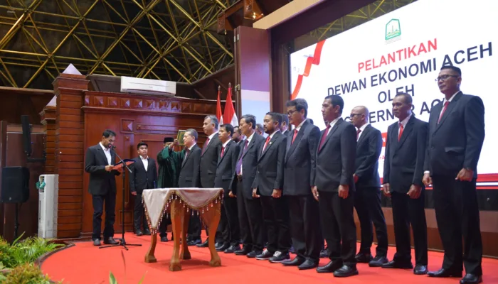 Gubernur Mualem Lantik Dewan Ekonomi Aceh