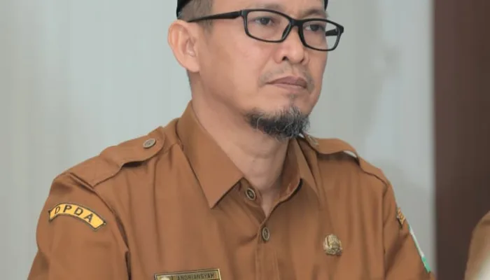 Mualem Tunjuk Andriansyah sebagai Plh Kadis Pendidikan Dayah Aceh