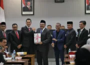 Sekda Aceh Sampaikan Nota Keuangan APBA 2026 di Paripurna DPRA