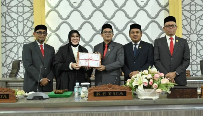 DPRK Terima Dokumen Raqan APBK 2026 Dari Eksekutif