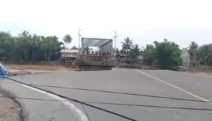 Sejumlah Jembatan di Bireuen Pijay Hancur, Ribuan Warga Terisolir dan Jalur ke Sumut Terputus Total