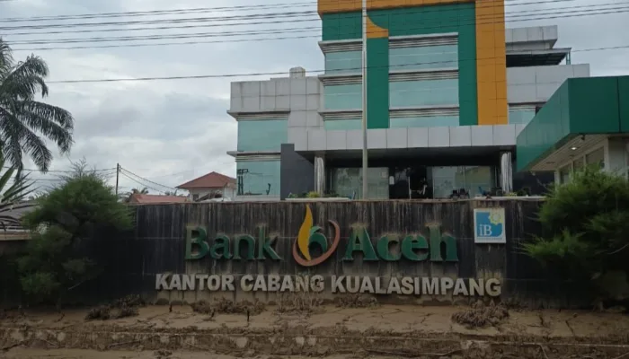 Tindaklanjuti Kebijakan OJK, Bank Aceh Syariah Siapkan Relaksasi Bagi Nasabah Pembiayaan KUR/UMKM Terdampak Bencana