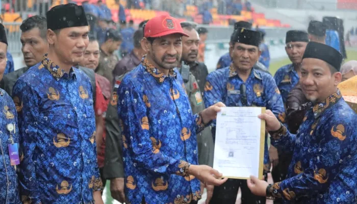 Hujan, Harapan, dan SK di Stadion Harapan Bangsa
