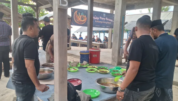 Aceh Besar – Senja, Ombak, dan Hangatnya Silaturahmi Komunitas Weng Bacut