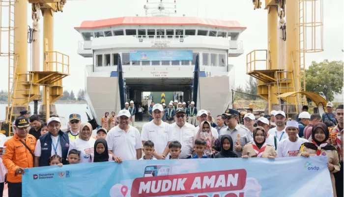 Kadishub Aceh Dampingi Sekda Lepas Pemudik Gratis ASDP Tujuan Sabang